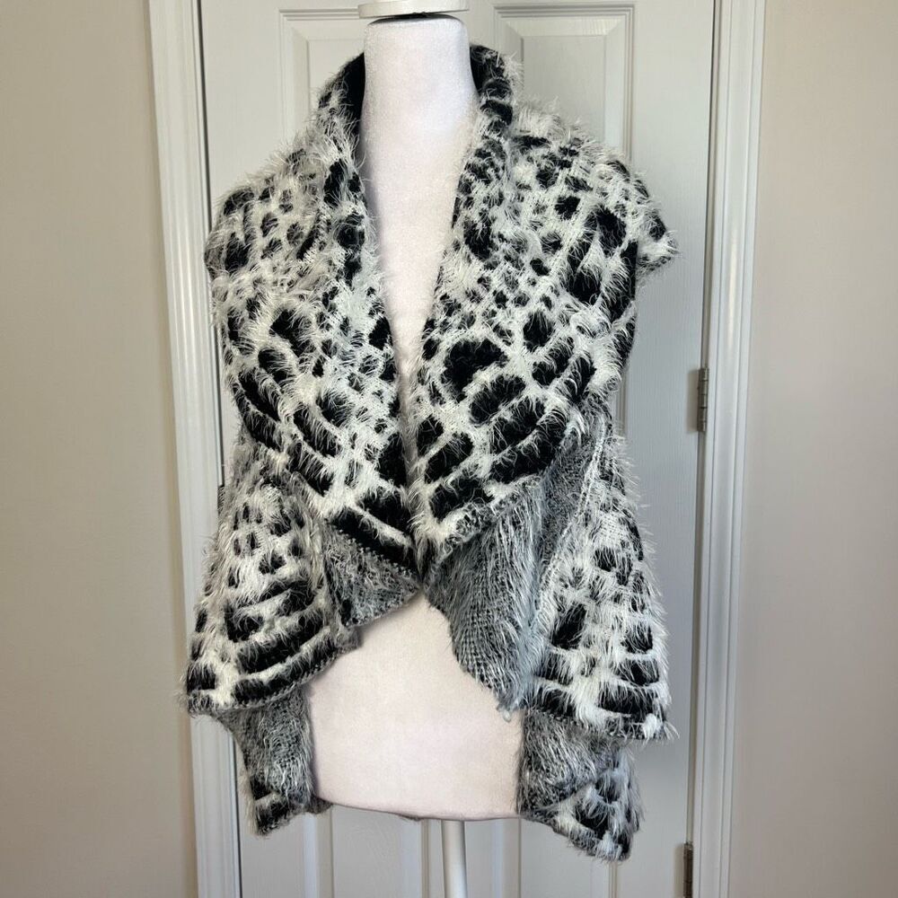 ! Liquid by Sioni soft vest